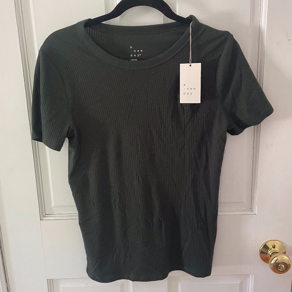 Medium Green A New Day Tee w/ Tags